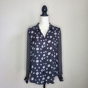 BB Dakota Daisy Button Down Blouse Small